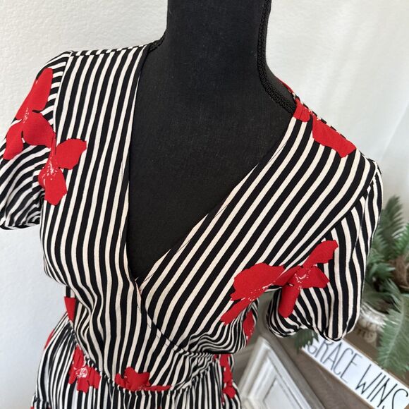 Madewell Black White Red Striped Floral Candied Orchids Wrap Ruffle Dress Size 2 - Picture 2 of 12